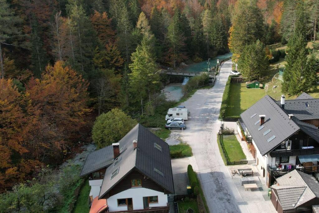 Idyllic Triglav Forest Retreat - Alps, Trails, Lakes, Falls 莫斯特拉纳 外观 照片